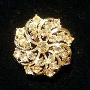 Vintage Rhinestone Brooch